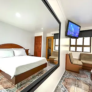 Hotel Lavid Kennedy